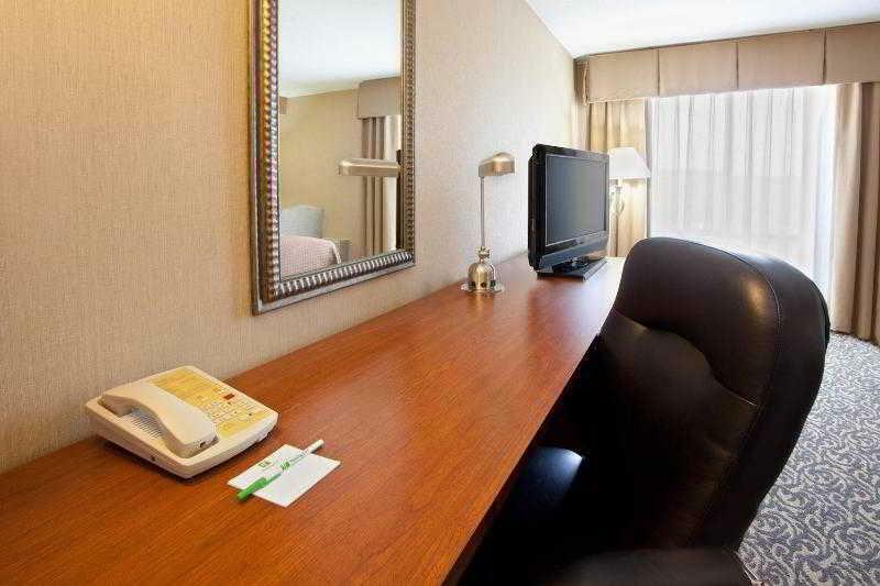 Holiday Inn National Airport/Crystal City By Ihg Арлінгтон Екстер'єр фото